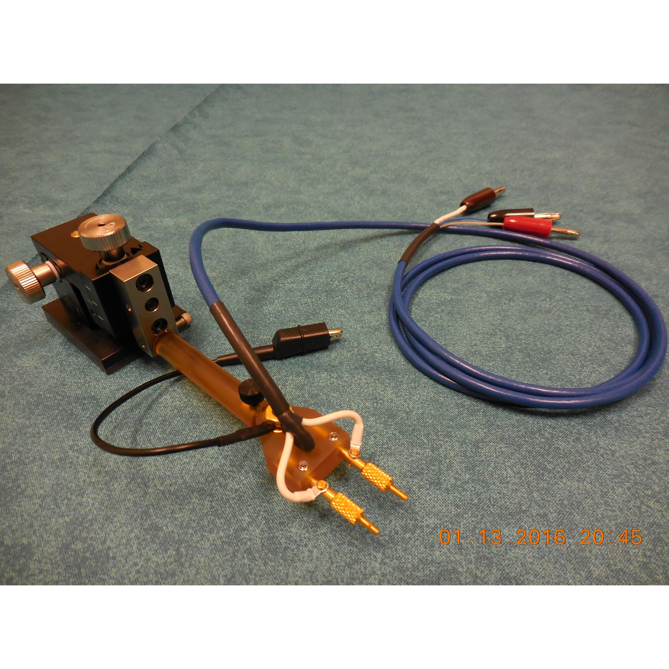 74B1K DC Probe Holder